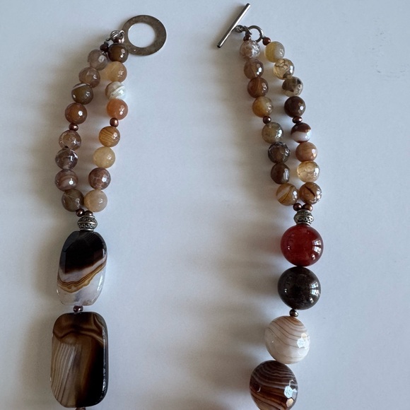 Chunky Necklace, Brown, Rust and Cream w/ Leaf Hanging in front, NWOT - Picture 5 of 7